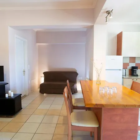 Vita Holidays & Studios Aparthotel 3*