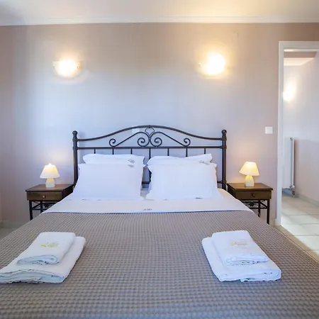 Vita Holidays & Studios 3*