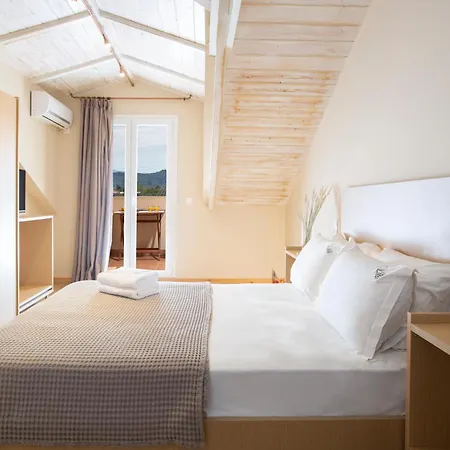 Vita Holidays & Studios Aparthotel Lefkada City