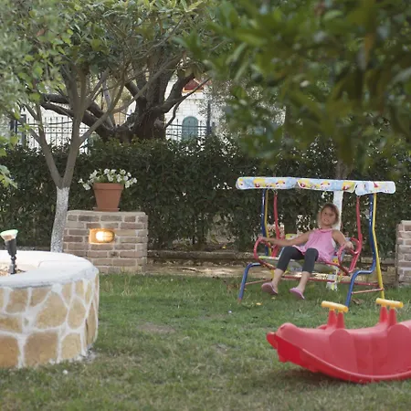 Aparthotel Holidays 4*