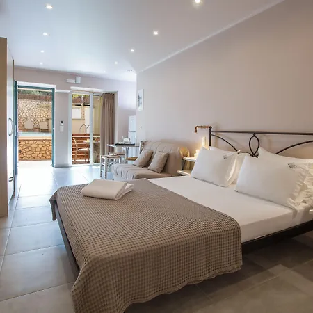 Aparthotel Holidays Lefkáda