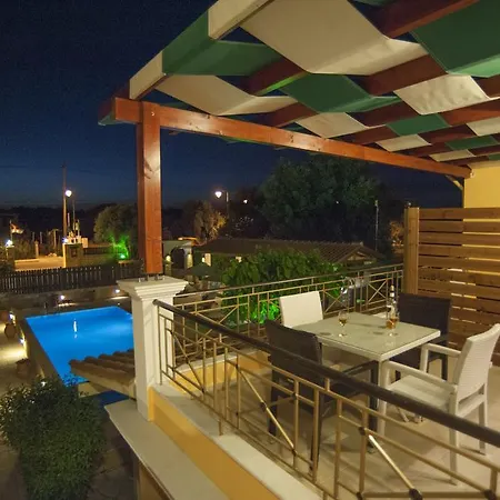 Vita Holidays & Studios
