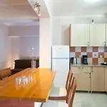 Vita Holidays & Studios Aparthotel
