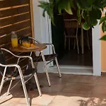 Vita Holidays & Studios Aparthotel