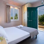 Aparthotel Vita Holidays & Studios 4*