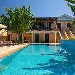 Aparthotel Vita Holidays & Studios 4*