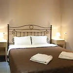 Vita Holidays & Studios 4*