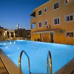 Vita Holidays & Studios Lefkada City