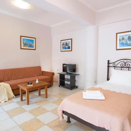 Holidays Hotel apartamentowy 4*