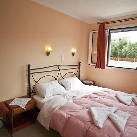 Holidays Aparthotel 4*