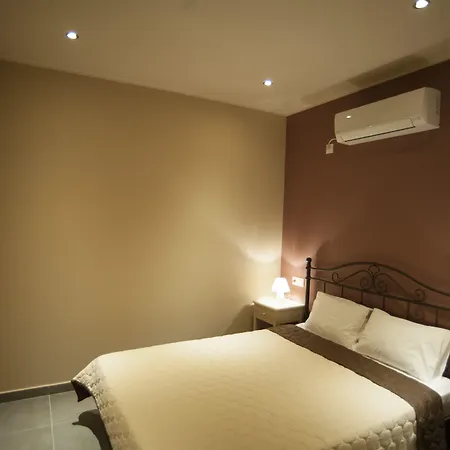Holidays Aparthotel