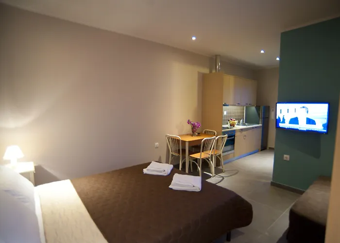 Vita Holidays & Studios 4*