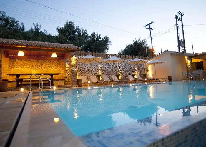 Vita Holidays & Studios Aparthotel 4*