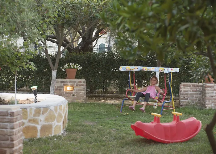 Aparthotel Vita Holidays & Studios 4*