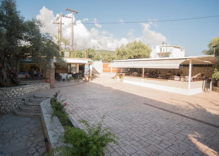 Vita Holidays & Studios Aparthotel